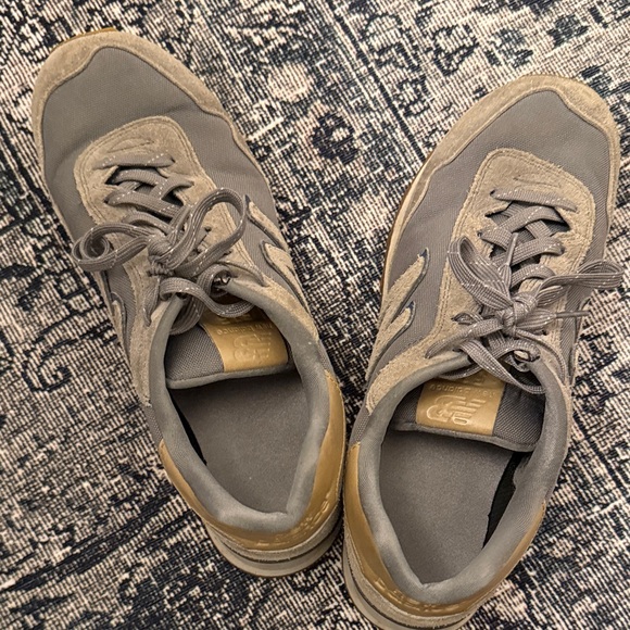 New Balance 515 Gray and Tan Men's Sneakers - Picture 3 of 8